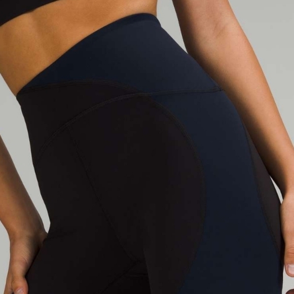 Lululemon Nulu Colourblock High Rise Leggings black true 25" navy 8 - Picture 4 of 9